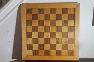 lot 172 image: NATURAL WOOD CHESSBOARD&nbsp 18 X 18&nbsp