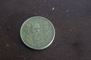 lot 185 image: MEXICAN COIN 1985 CARRANZA 100 PESOS COIN&nbsp