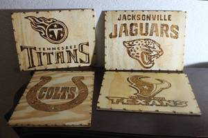 lot 192 image: TOTAL OF 4 WOODEN&nbsp NFL&nbsp TEAMS LOGO WALL PLAQUES , 12 X 9