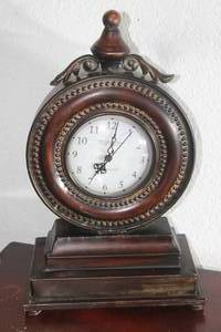 lot 84 image: KNIGHT RIDGE LONDON ELEGANT EXPRESSIONS STERLING &amp THOMAS BY HASLEY H92012WL IRON TABLE CLOCK , 19&nbsp