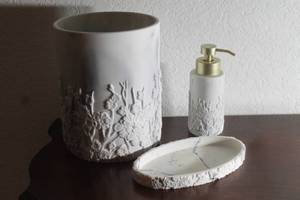 lot 93 image: VINTAGE 3PC WHITE&nbspBISCUIT&nbsp FLOWERS&nbsp GARDEN&nbsp VINE PORCEAIN&nbsp WASTE BASKET BRUSH HOLDER&nbsp , OVAL&nbsp SOAP DISH , SOAP DISPENSER&nbsp