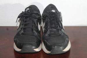 lot 53 image: NIKE AIR&nbsp MAX SC SHOES CW4555-002 BLACK &amp WHITE&nbsp , SIZE 10.5&nbsp