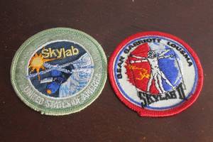 lot 107 image: TOTAL OF 2&nbsp VINTAGE 1973&nbsp NASA SKYLAB I &amp II&nbsp PROGRAM PATCHES , 3