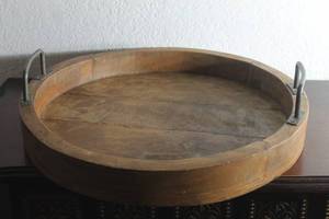 lot 123 image: LARGE SOLID WOOD ROUND SERVING TRAY WITH METAL HANDLES MADE IN PHILLIPINES , 20 DIAMETER&nbsp