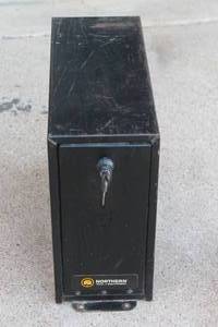 lot 165 image: NORTHER TOOL EQUIPMENT BETTER BUILT 5-DRAWER STEEL&nbsp SIDEBED STORAGE DRAWER TOOL BOX WITH 2-KEYS , 36212798&nbsp