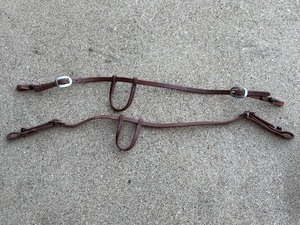 lot 177 image: TOTAL OF 2 - CHEANEY SINGLE&nbsp HORSE EAR SLIDING WESTERN LEATHER HEADSTALL&nbsp WITH QUICK-CHANGE BIT ENDS&nbsp