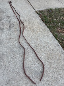 lot 179 image: TOTAL OF 2 CHEANEY HARNESS&nbsp LEATHER HORSE&nbsp ROPING REINS WITH QUICK CHANGE ENDS , 8FT LONG&nbsp