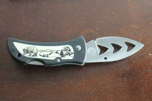 lot 51 image: CHIP A WAY CUTLERY ARROW HEAD WILDLIFE FOLDING POCKET KNIFE&nbsp