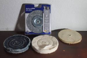 lot 134 image: TOTAL OF 4 WIRE  POLISHINGBUFFING WHEELS&nbsp
