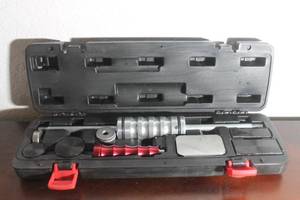 lot 37 image: KAUPLUS DENT PULLER IN STORAGE CARRY CASE&nbsp