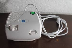 lot 88 image: MEDLIND AEROMIST COMPACT NEBULIZER COMPRESSOR , HCS70004