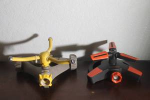 lot 112 image: VIGORO  BLACK &amp DECKER&nbsp 3-ARM ROTATING LAWN GARDEN SPRINKLERS&nbsp
