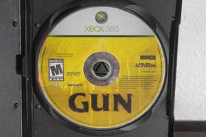 lot 109 image: XBOX 360 GUN VIDEO GAME
