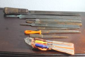 lot 82 image: TOTAL OF 17 ASSORTED BRAND SIZE FILES&nbsp