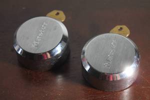 lot 79 image: TOTAL OF 2 MASTER LOCK 6271 HIDDEN SHACKLE PADLOCKS&nbsp