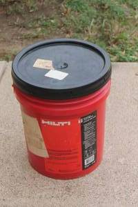 lot 57 image: HILTI&nbsp 5 GALLON FIRESTOP JOINT SPRAY CFS-SP WB (RED)  SEE PICS&nbsp