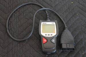 lot 19 image: INNOVA 5010 ODB READER