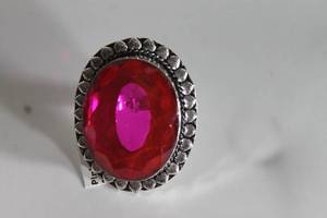 lot 39 image: GERMAN SILVER PINK TOPAZ RING SIZE 7
