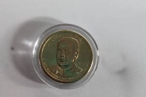 lot 51 image: PRESIDENT DOLLAR COIN GERALD R FORD 1974-1977