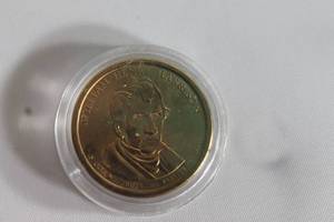 lot 62 image: PRESIDENT DOLLAR COIN WILLIAM HENRY HARRISON&nbsp