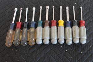 lot 86 image: LOT OF 11 ASSORTED SIZE CRAFTSMAN NUT DRIVERS