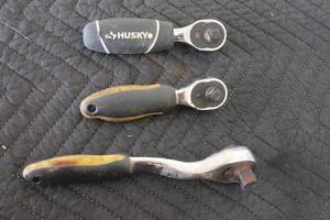 lot 105 image: 3 DUAL RATCHETS 14 TO 38 AND 38 TO 12
