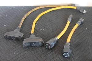 lot 148 image: TOTAL OF 4 HEAVY DUTY&nbsp EXTENSION CORD ADAPTERS&nbsp