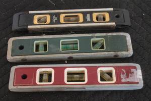 lot 156 image: TOTAL OF 3 ASSORTED BRAND 9 TORPEDO LEVELS&nbsp