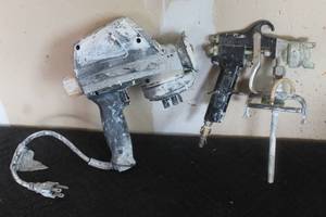lot 159 image: TOTAL OF 2&nbsp PAINT SPRAY GUNS,&nbsp ELECTRIC&nbsp WAGNER&nbsp  PNEUMATIC&nbsp