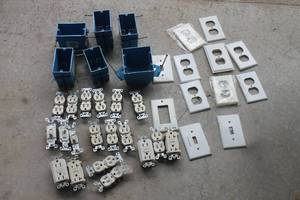 lot 177 image: LOT OF ELECTRICAL COMPONENTS , OUTLETS  WALL PLATESDUPLEX RECEPTACLES  SWITCHES  SEE PICS&nbsp