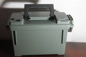 lot 186 image: PLANO MOLDINGS CO&nbsp AMMO GREEN PLASTIC STORAGE CASE BOX&nbsp
