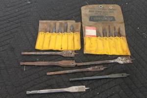 lot 196 image: TOTAL OF 16 ASSORTED SIZE SPADE BITS&nbsp