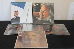 lot 209 image: TOTAL OF 6 KENNY ROGERS RECORDS IN ORIGINAL CASE&nbsp