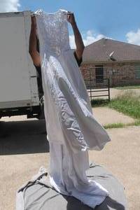 lot 219 image: WHITE LACE WEDDING&nbsp FLORAL PEARL EMBELLISHMENTS BEADED WEDDING DRESS WITH TRAIN AND WHITE TULLE PEARL EBELLISHMENTS BRIDAL VEIL  SEE PICS&nbsp