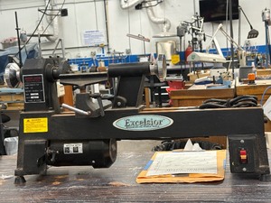 lot 7 image: EXCELSIOR LATHE MC1018(1218) WITH MANUAL