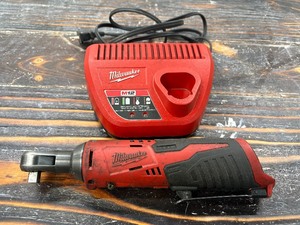 lot 41 image: MILWAUKEE 38 RATCHET WITH MIWAUKEE M12 CHARGER (NO BATTERY)