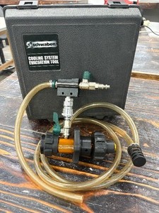 lot 43 image: SCHWABEN COOLING SYSTEM EVACUATION TOOL IN CASE