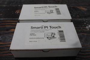 lot 23 image: 2 SMARTIPI TOUCH 2 SMT2NL FLAT FRONT CASE FOR THE OFFICIAL RASBERRY Pi 7 TOUCHSCREEN DISPLAY