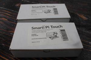 lot 24 image: 2 SMARTIPI TOUCH 2 SMT2NL FLAT FRONT CASE FOR THE OFFICIAL RASBERRY Pi 7 TOUCHSCREEN DISPLAY