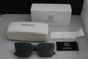lot 10 image: W.L.A.R  DETAILS COMING SOON
