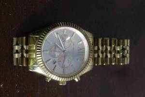 lot 23 image: W.L.A.R  DETAILS COMING SOON