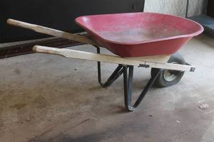 lot 20 image: W.L.A.R  DETAILS COMING SOON
