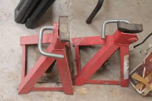 lot 120 image: W.L.A.R  DETAILS COMING SOON
