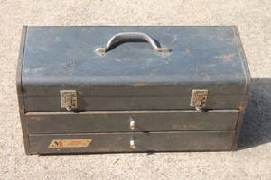 lot 137 image: W.L.A.R  DETAILS COMING SOON