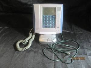 lot 68 image: INNOVAGE LCD PHONE WITH CALLER ID