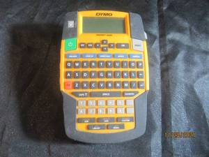 lot 86 image: DYMO RHINO 4200