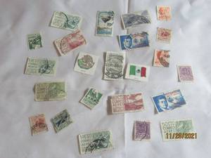 lot 94 image: 24 VINTAGE MEXICO POSTAL STAMPS