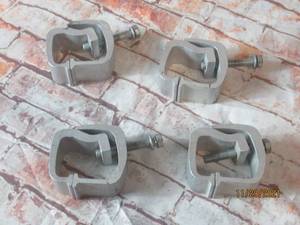 lot 172 image: 4 TOPPER TRUCK CLAMPS