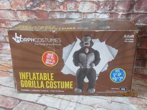 lot 179 image: MORPH COSTUME INFLATABLE GORILLA COSTUME