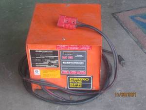 lot 144 image: CD TECHNOLOGIES POWER SOLUTIONS SFR12A350BATTERY CHARGER 24VOLT